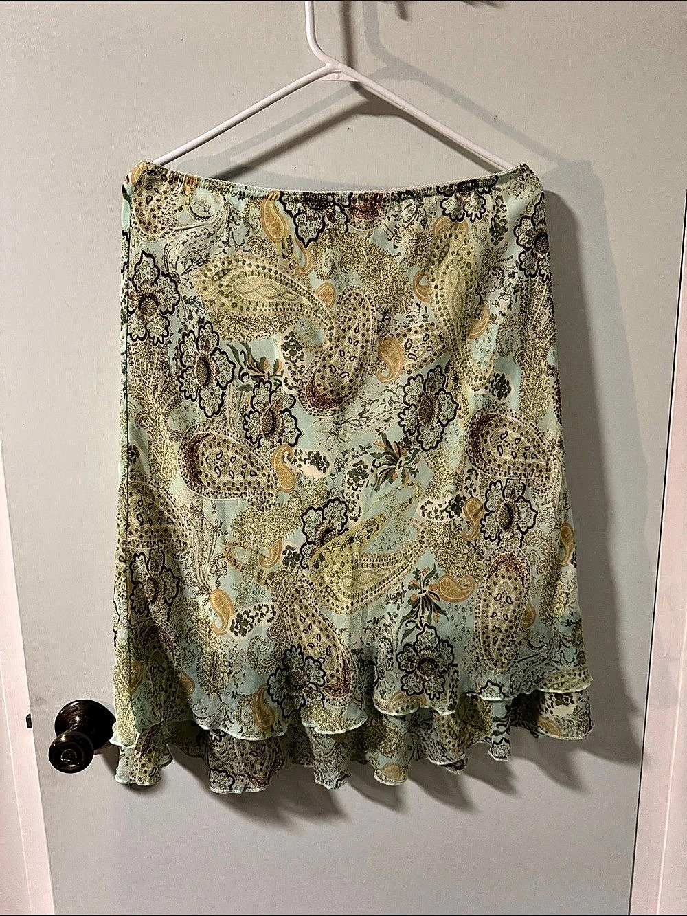 Briggs New York Paisley Ruffle Mini Skirt in Green & Brown Size PL